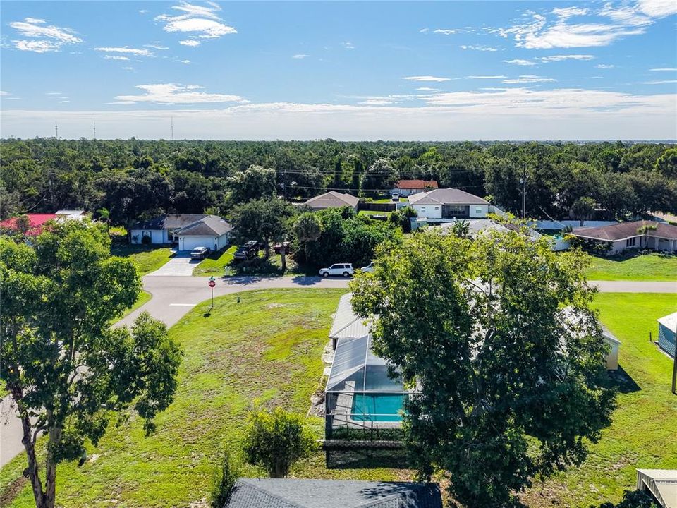 For Sale: $309,900 (3 beds, 2 baths, 1876 Square Feet)