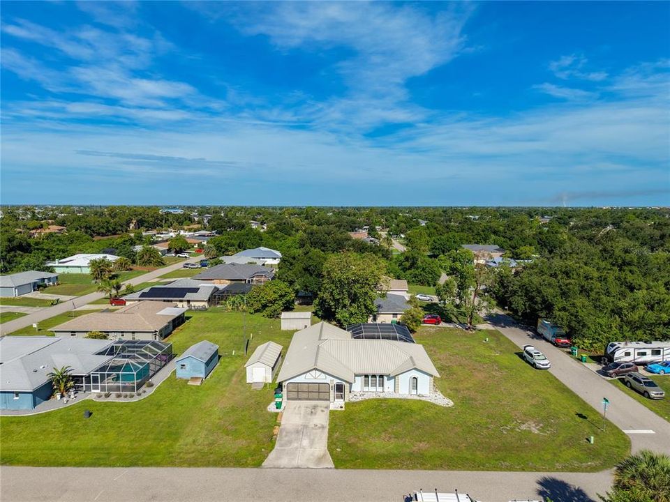 For Sale: $309,900 (3 beds, 2 baths, 1876 Square Feet)