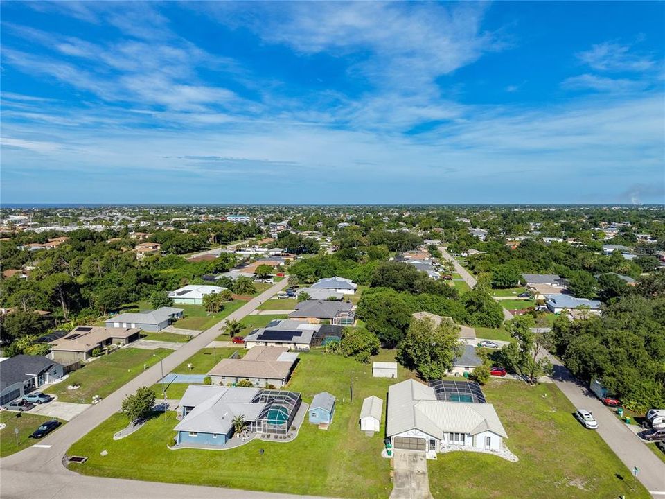 For Sale: $309,900 (3 beds, 2 baths, 1876 Square Feet)