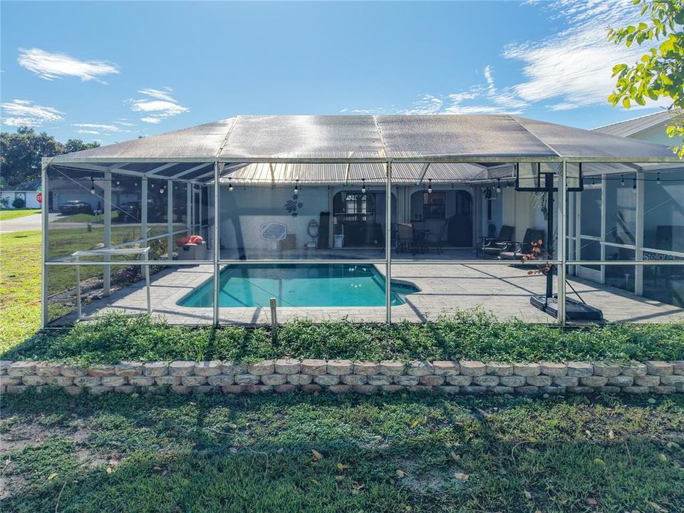 For Sale: $309,900 (3 beds, 2 baths, 1876 Square Feet)