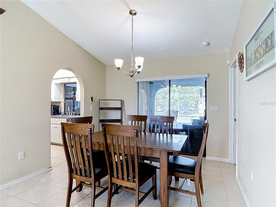For Sale: $309,900 (3 beds, 2 baths, 1876 Square Feet)