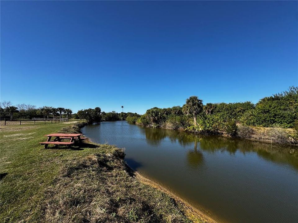 На продажу: $599,000 (10.00 acres)