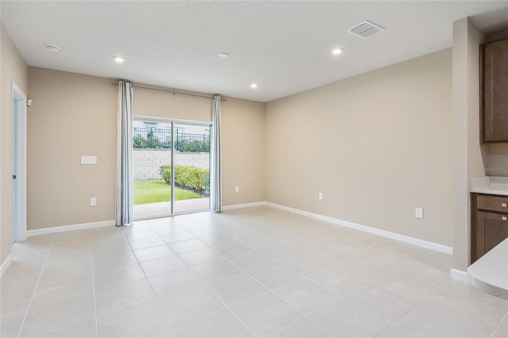 En Venta: $260,000 (3 camas, 2 baños, 1509 Pies cuadrados)