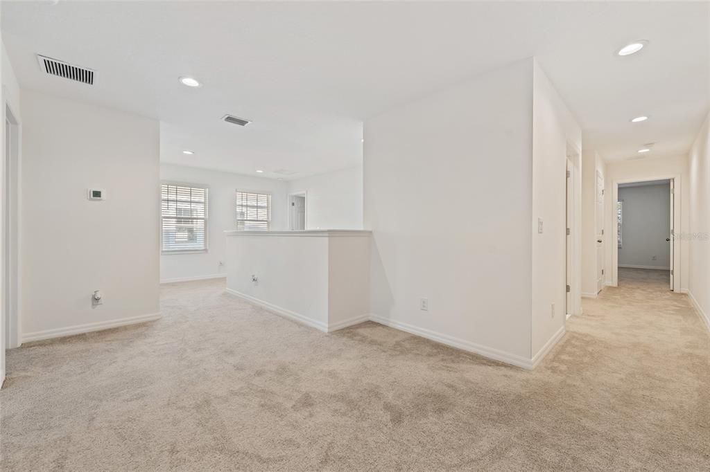В аренду: $2,600 (4 спален, 2 ванн, 2104 Квадратных фут)