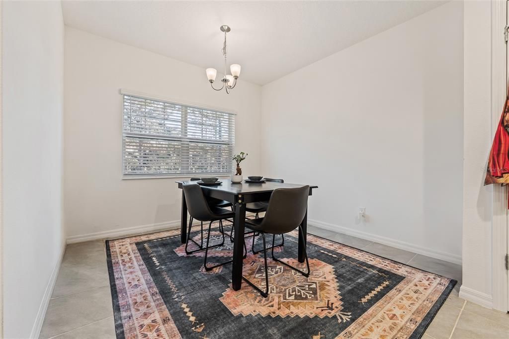 В аренду: $2,600 (4 спален, 2 ванн, 2104 Квадратных фут)