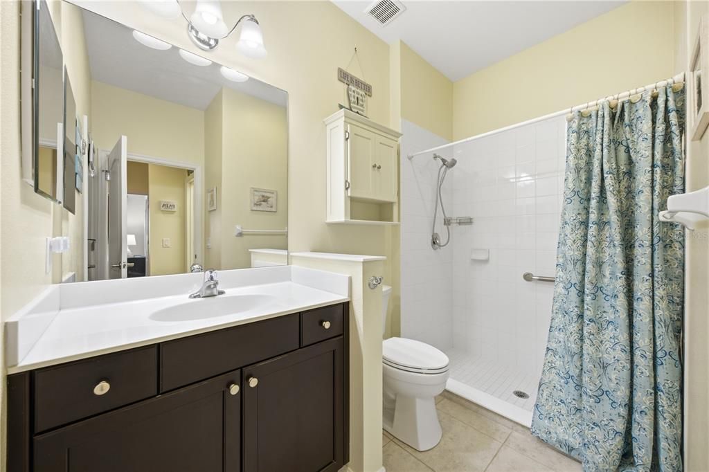 En Venta: $339,900 (2 camas, 2 baños, 1538 Pies cuadrados)