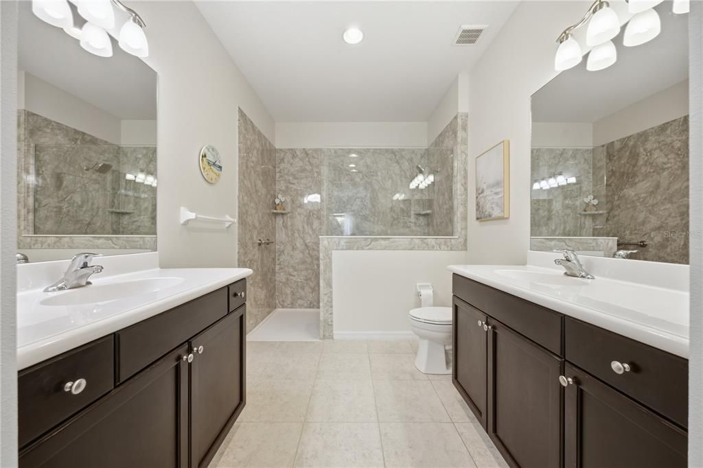 En Venta: $339,900 (2 camas, 2 baños, 1538 Pies cuadrados)