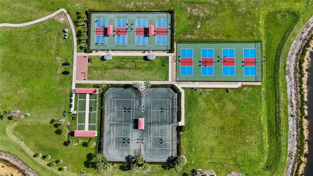 На продажу: $339,000 (3 спален, 3 ванн, 1852 Квадратных фут)