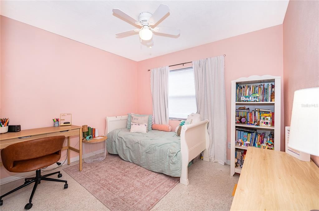 For Sale: $525,000 (4 beds, 2 baths, 1920 Square Feet)