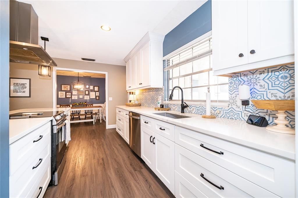 For Sale: $525,000 (4 beds, 2 baths, 1920 Square Feet)