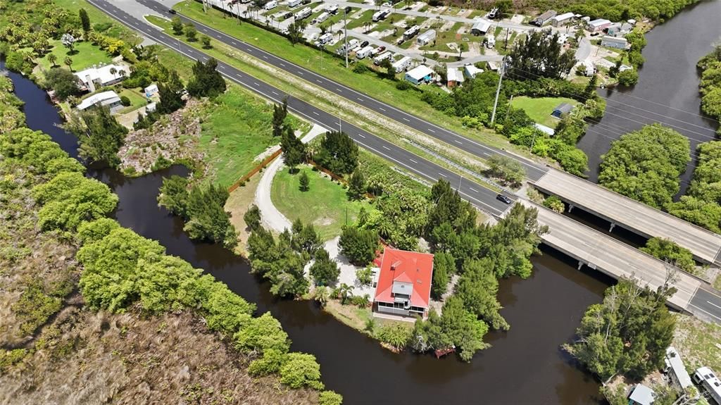 En Venta: $999,000 (3 camas, 3 baños, 1825 Pies cuadrados)
