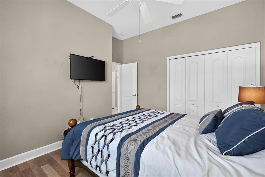 En Venta: $329,999 (3 camas, 2 baños, 1684 Pies cuadrados)