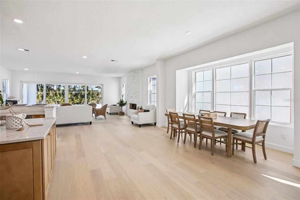 En Venta: $2,495,000 (4 camas, 3 baños, 3850 Pies cuadrados)