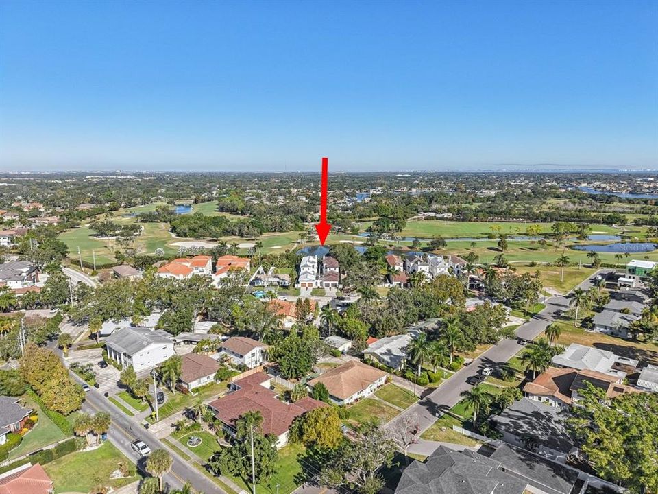 En Venta: $2,495,000 (4 camas, 3 baños, 3850 Pies cuadrados)