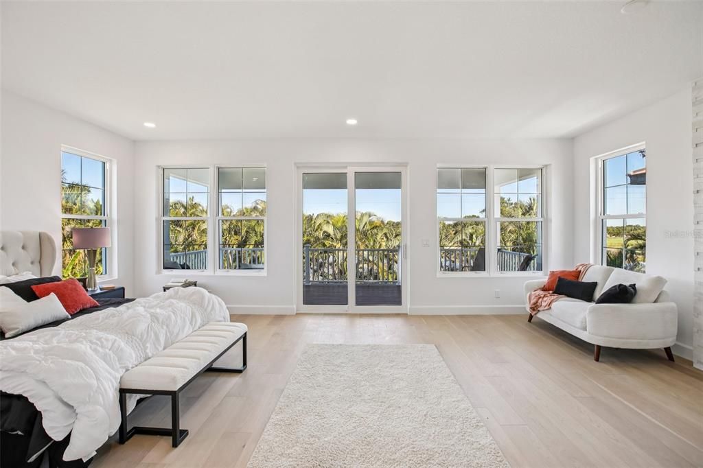 En Venta: $2,495,000 (4 camas, 3 baños, 3850 Pies cuadrados)