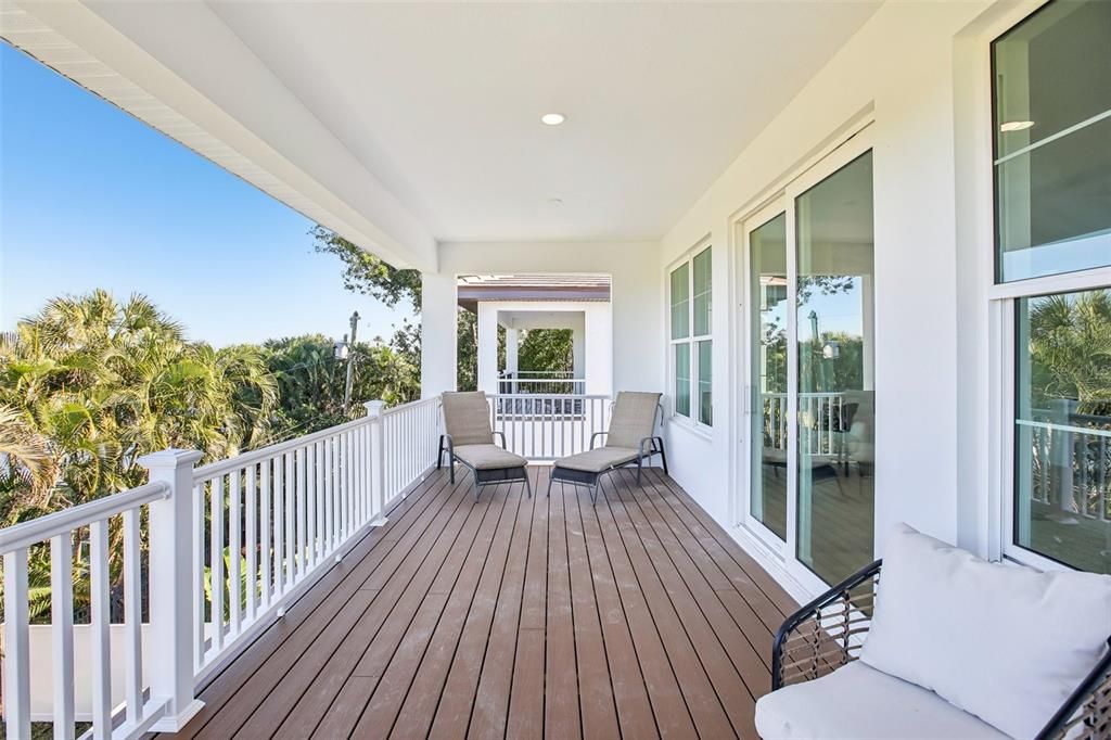 En Venta: $2,495,000 (4 camas, 3 baños, 3850 Pies cuadrados)