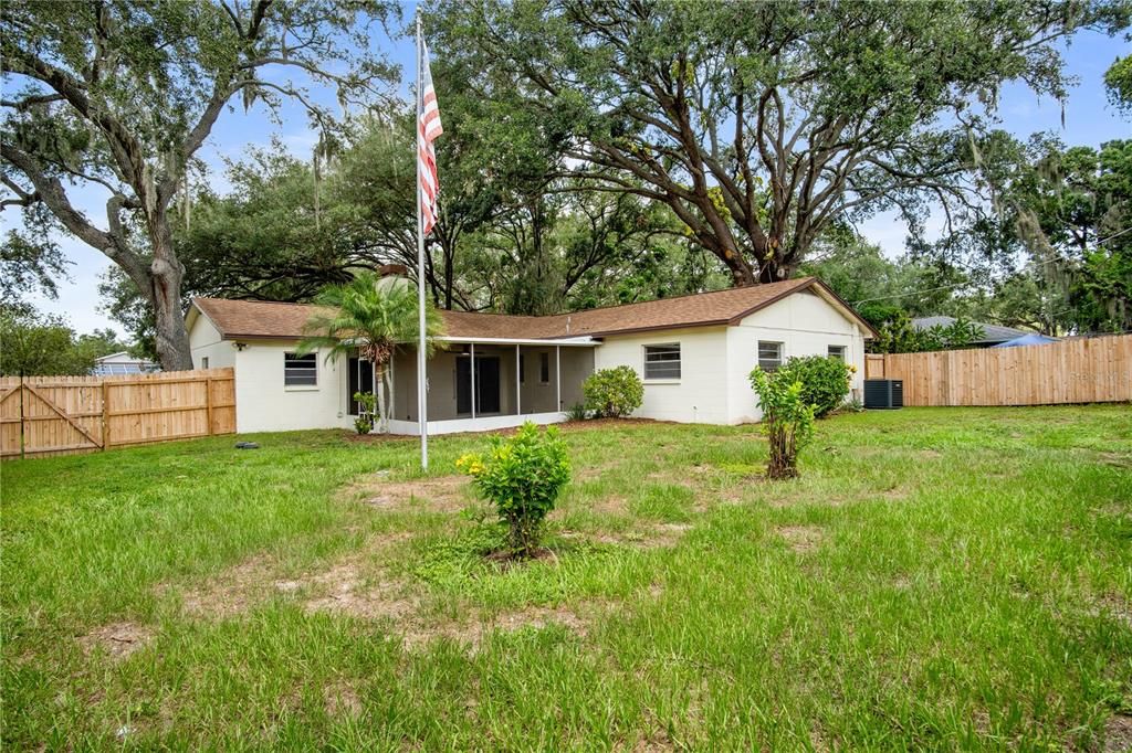 En Venta: $380,000 (3 camas, 2 baños, 1664 Pies cuadrados)