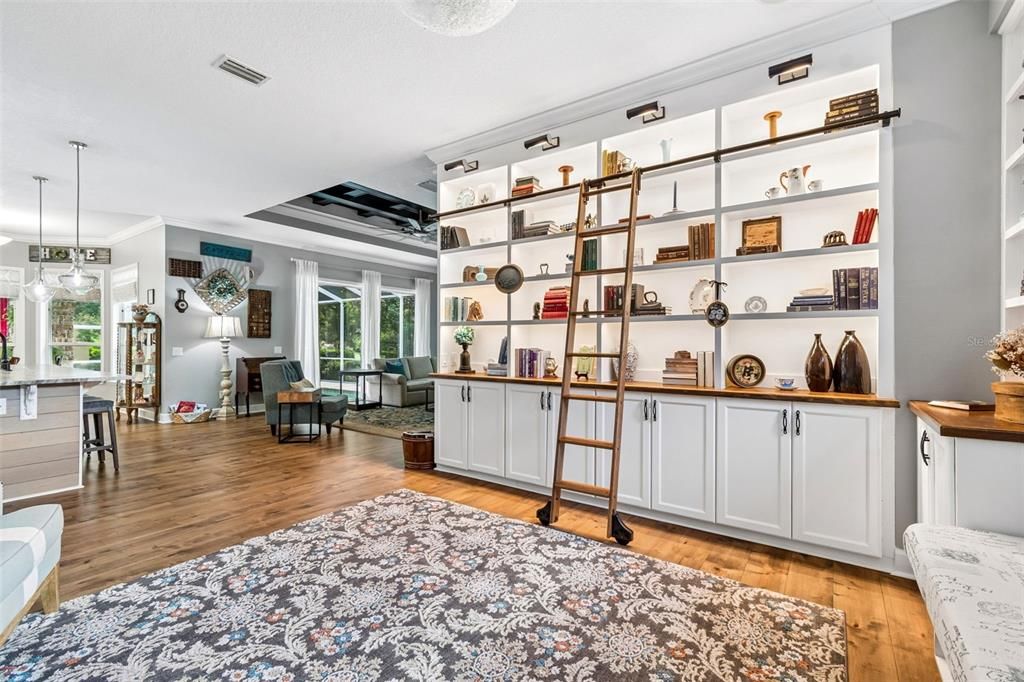 En Venta: $1,190,000 (6 camas, 4 baños, 4337 Pies cuadrados)