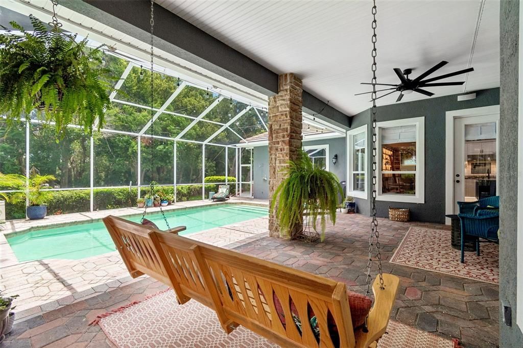 En Venta: $1,190,000 (6 camas, 4 baños, 4337 Pies cuadrados)
