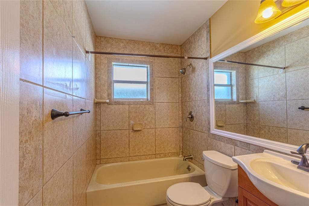 En Venta: $209,900 (2 camas, 2 baños, 1212 Pies cuadrados)