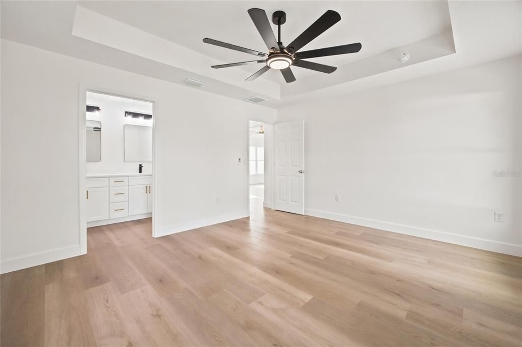 En Venta: $279,900 (3 camas, 2 baños, 1559 Pies cuadrados)