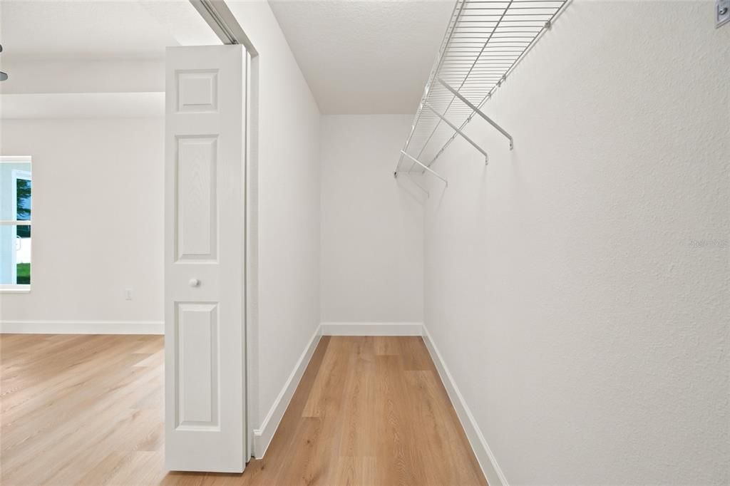 En Venta: $279,900 (3 camas, 2 baños, 1559 Pies cuadrados)