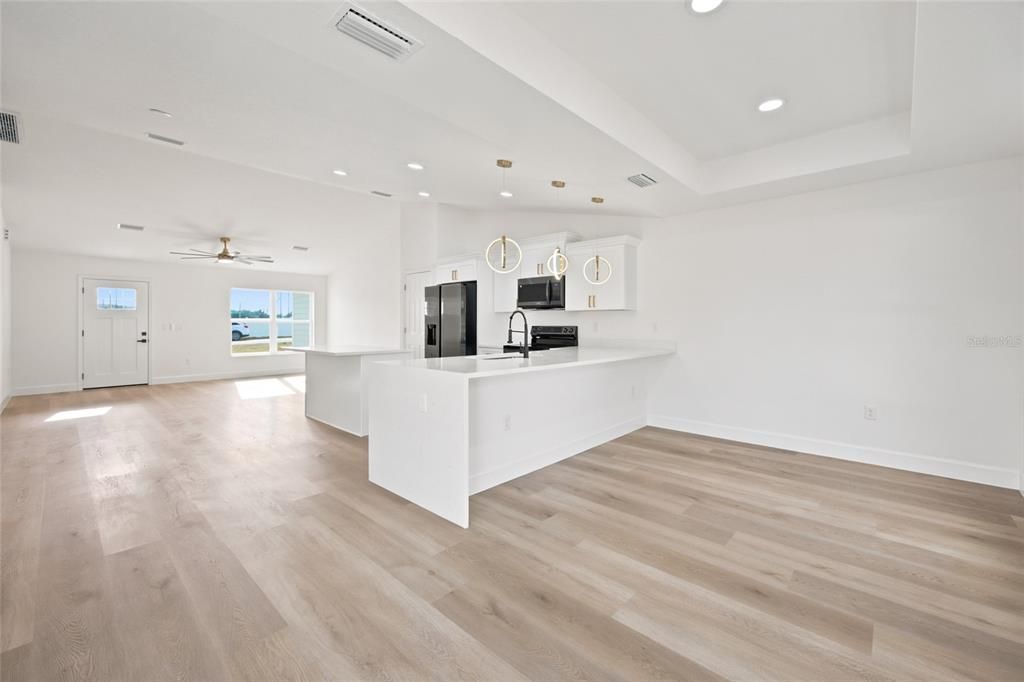 En Venta: $279,900 (3 camas, 2 baños, 1559 Pies cuadrados)