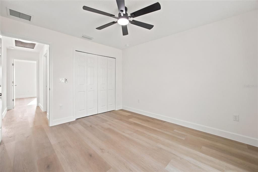 En Venta: $279,900 (3 camas, 2 baños, 1559 Pies cuadrados)