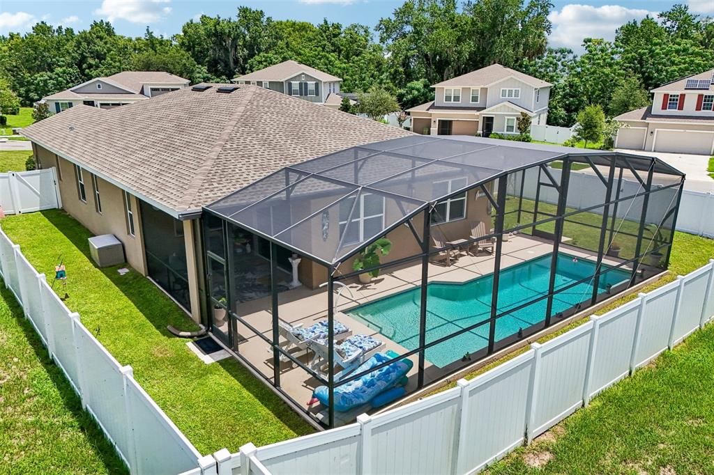 For Sale: $399,000 (3 beds, 2 baths, 1725 Square Feet)
