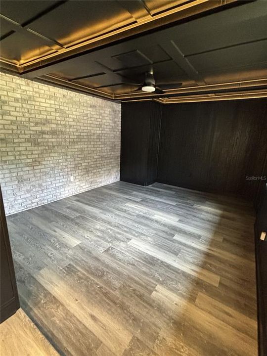 На продажу: $499,999 (3 спален, 2 ванн, 1327 Квадратных фут)