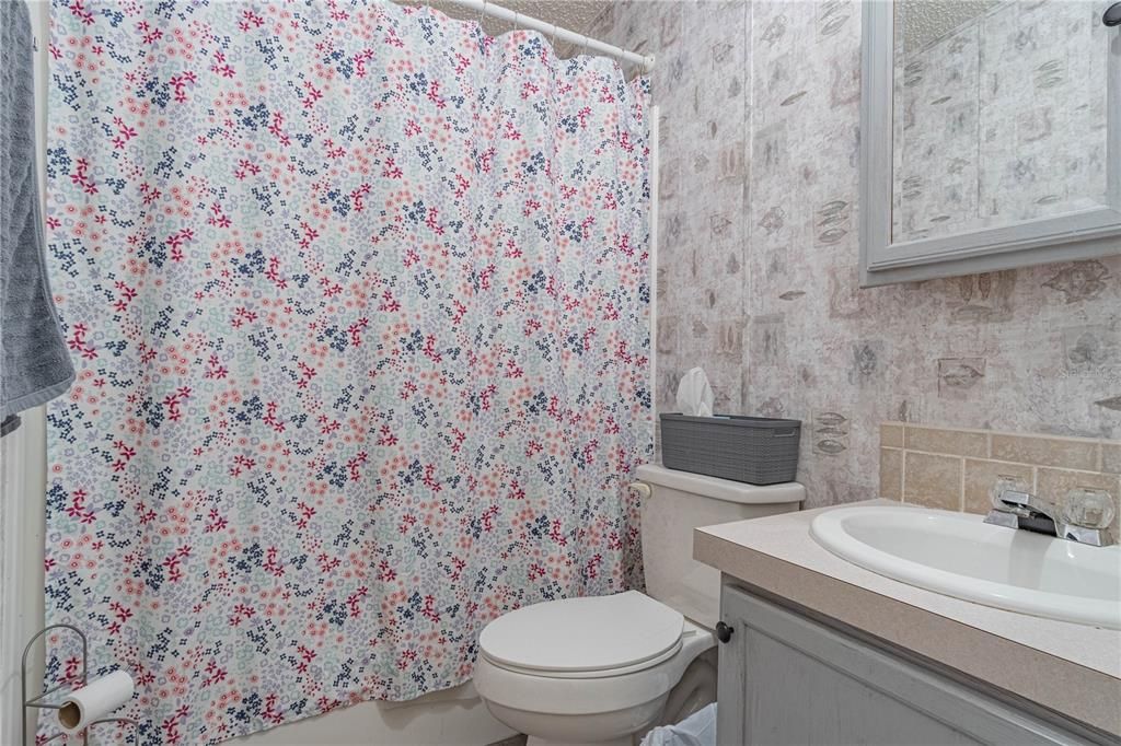 For Sale: $345,000 (4 beds, 3 baths, 2356 Square Feet)