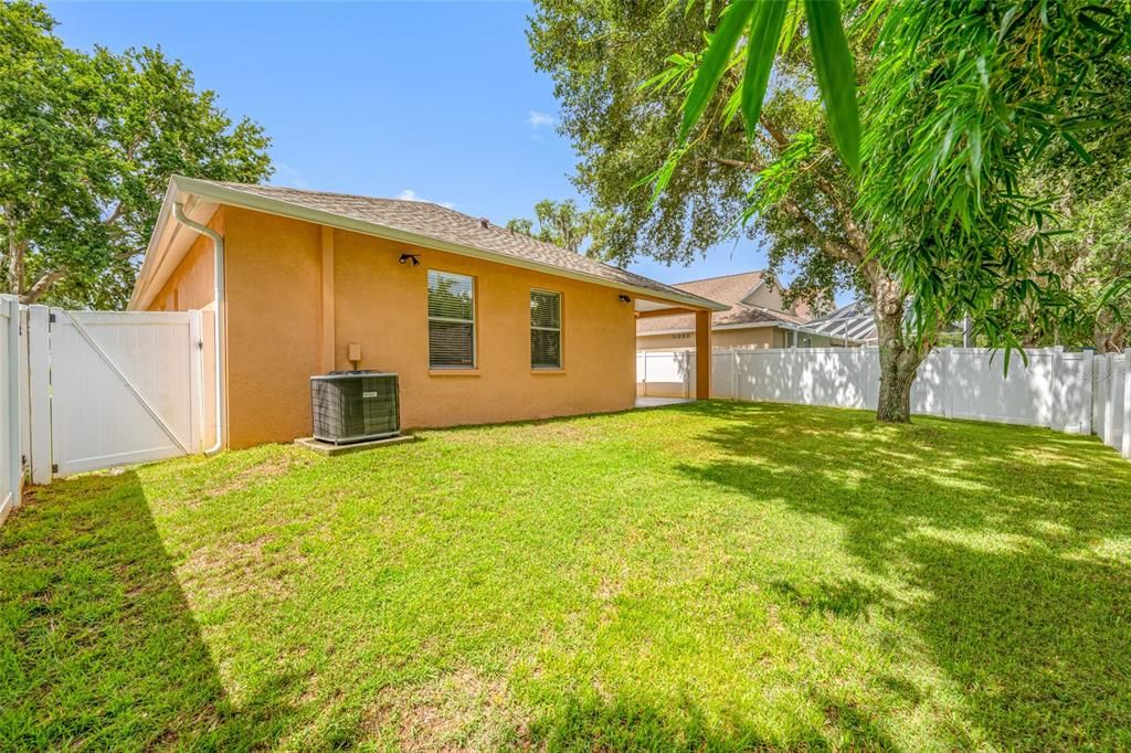 For Sale: $385,000 (3 beds, 2 baths, 1654 Square Feet)