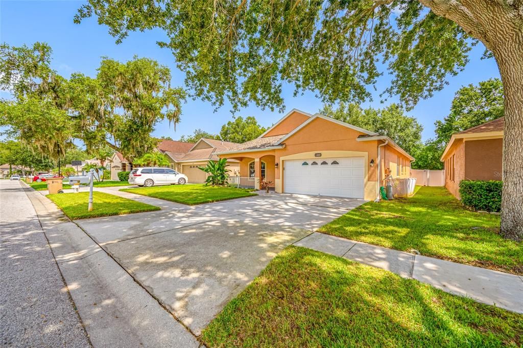 For Sale: $385,000 (3 beds, 2 baths, 1654 Square Feet)
