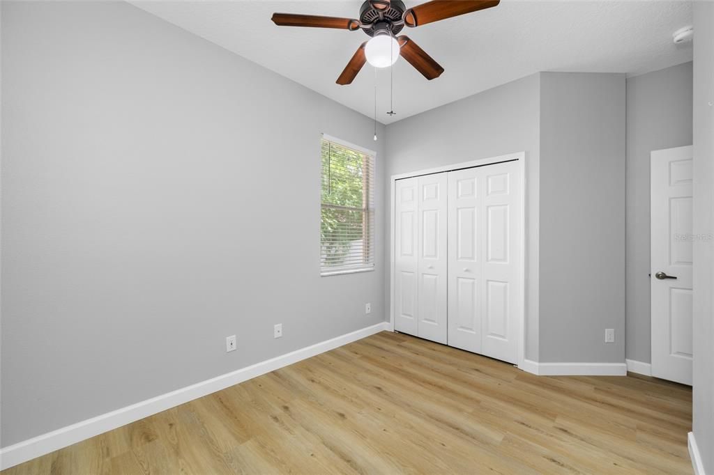 For Sale: $385,000 (3 beds, 2 baths, 1654 Square Feet)