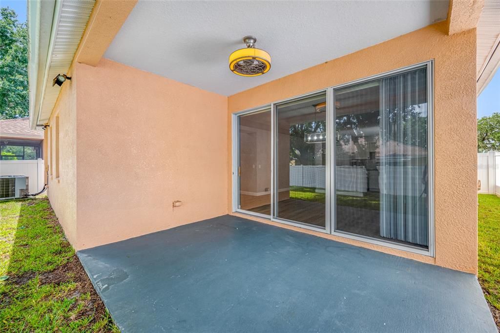 For Sale: $385,000 (3 beds, 2 baths, 1654 Square Feet)