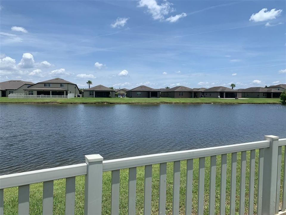 For Sale: $389,900 (3 beds, 2 baths, 2144 Square Feet)