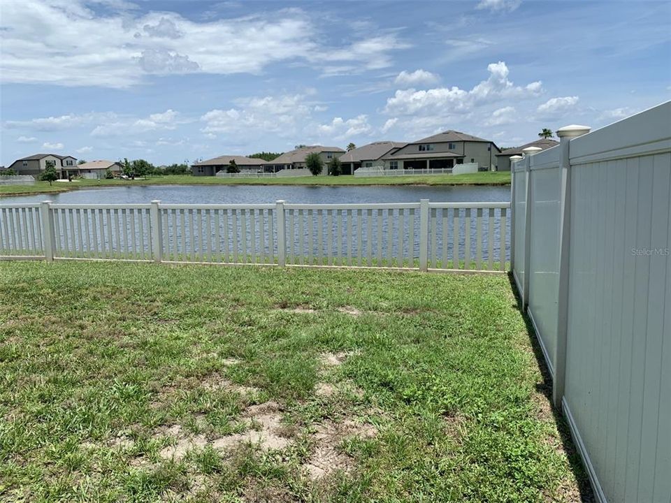 For Sale: $389,900 (3 beds, 2 baths, 2144 Square Feet)