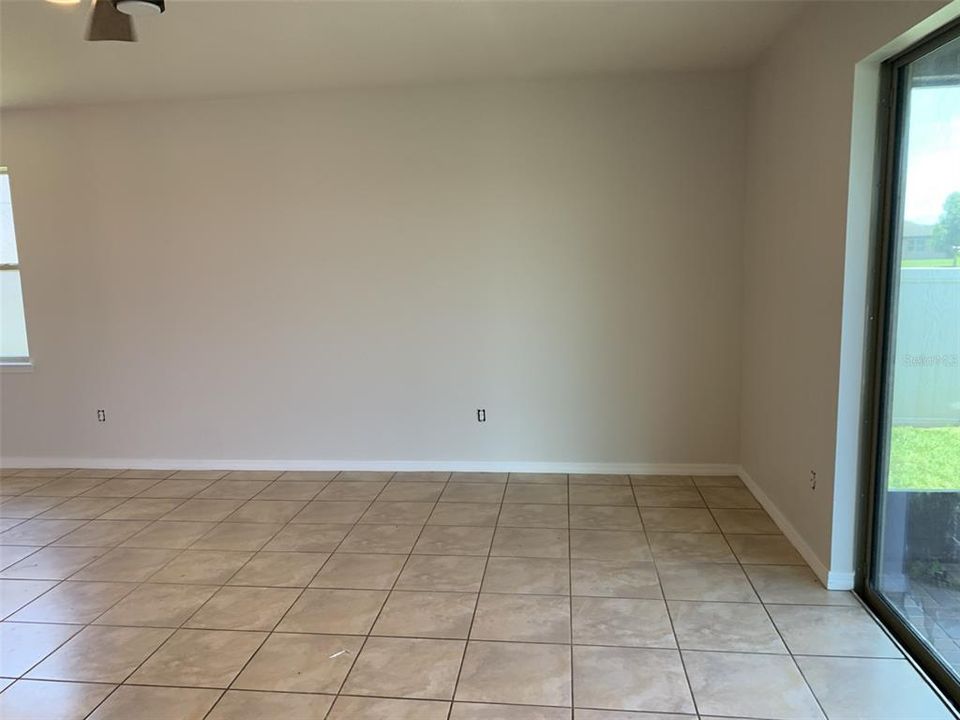 For Sale: $389,900 (3 beds, 2 baths, 2144 Square Feet)