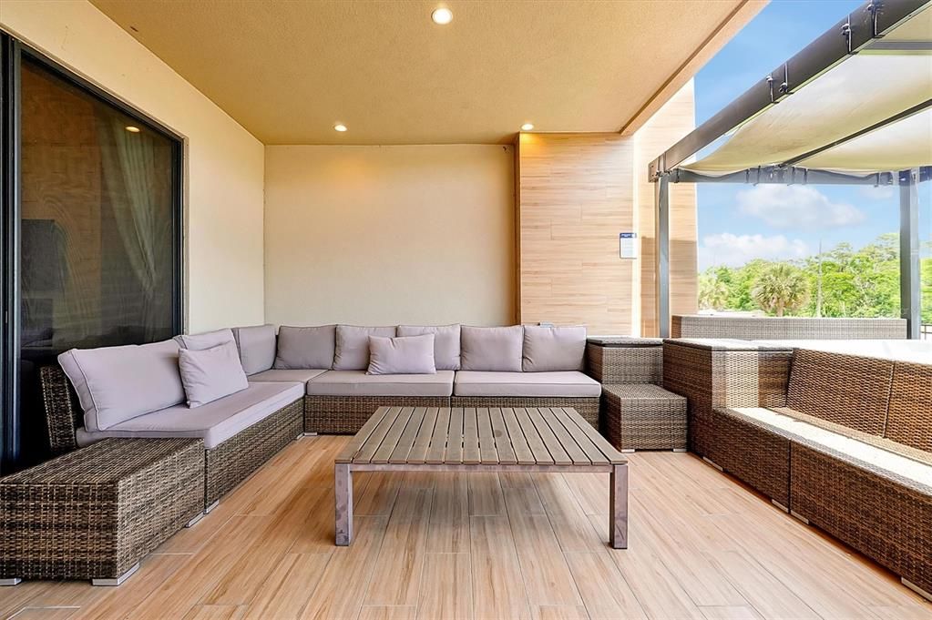 На продажу: $469,900 (3 спален, 3 ванн, 2195 Квадратных фут)