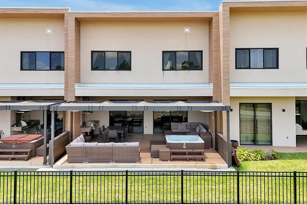 На продажу: $469,900 (3 спален, 3 ванн, 2195 Квадратных фут)