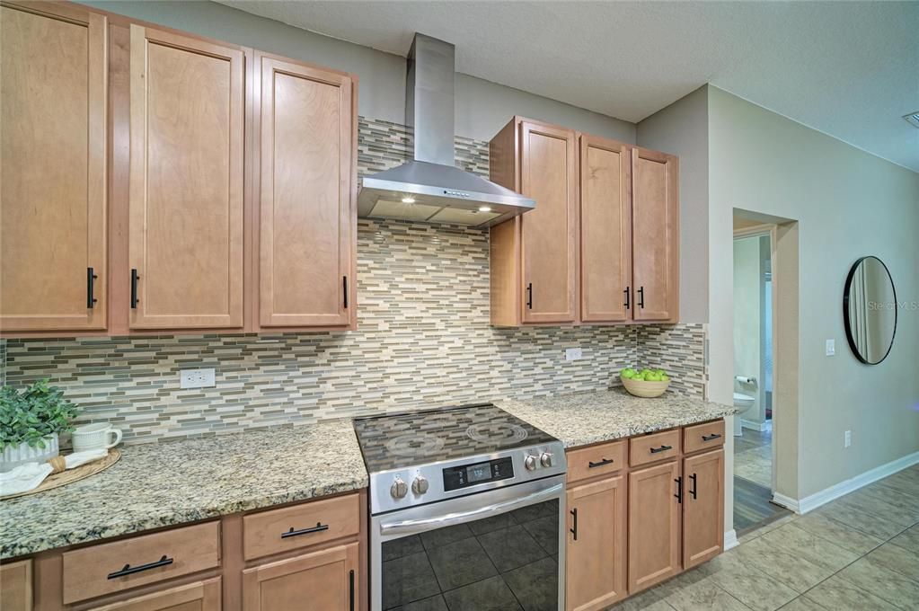 На продажу: $1,035,500 (7 спален, 5 ванн, 4880 Квадратных фут)
