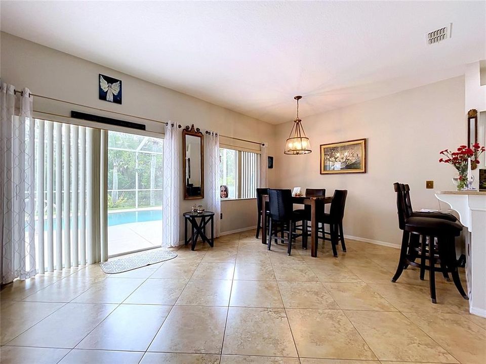 En Venta: $419,500 (3 camas, 2 baños, 1731 Pies cuadrados)