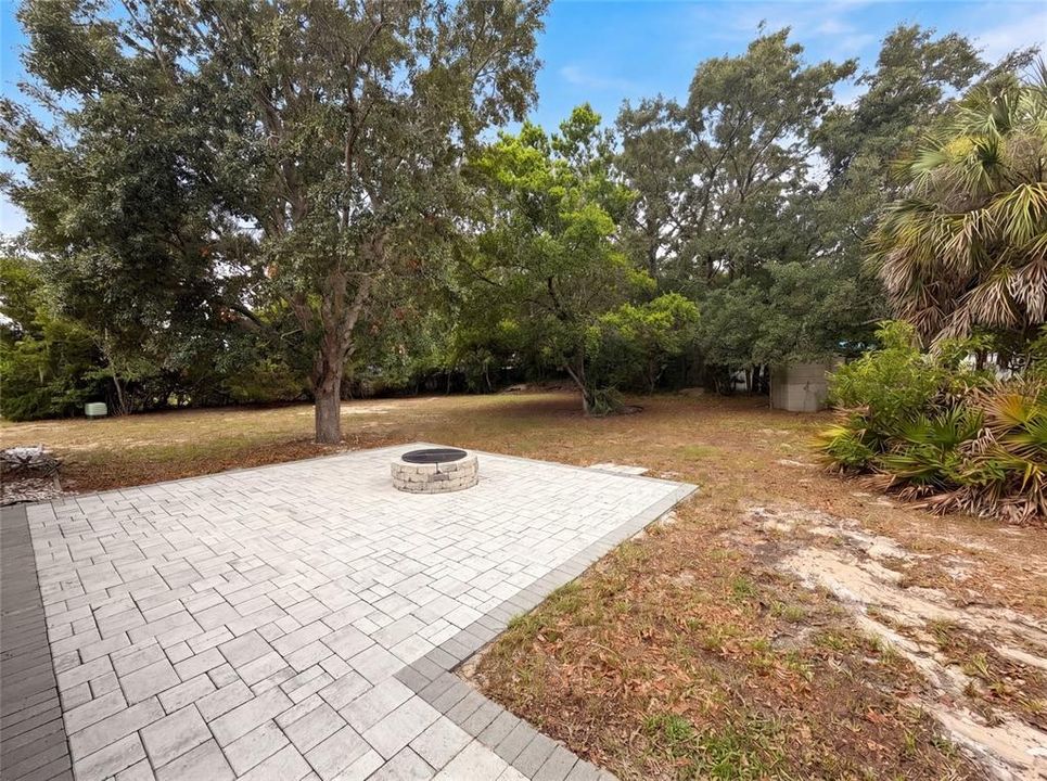 En Venta: $365,000 (4 camas, 2 baños, 2142 Pies cuadrados)