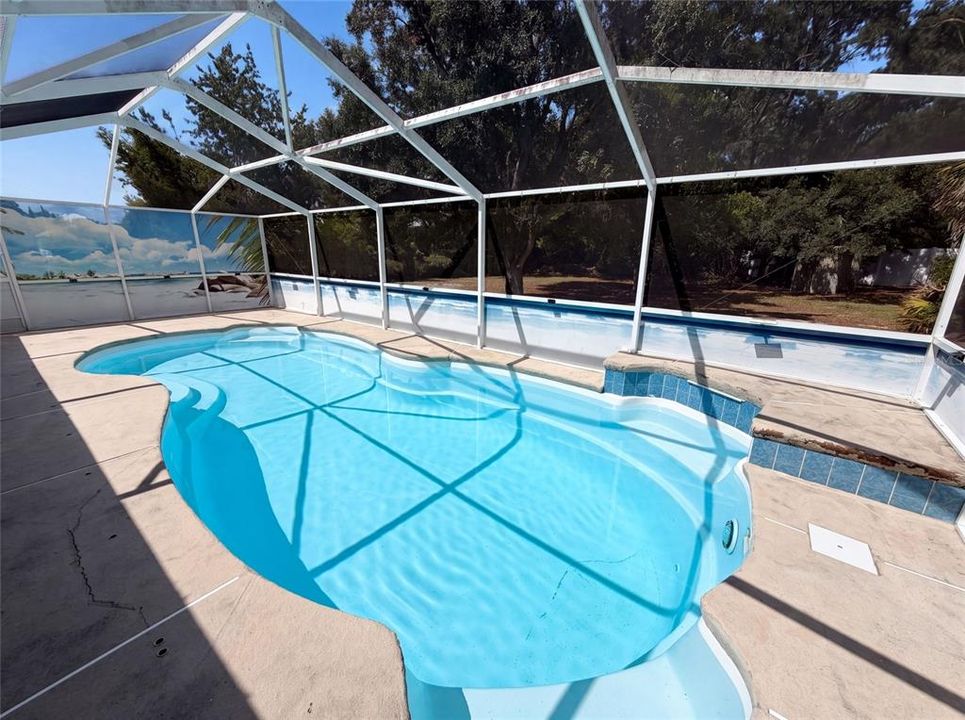En Venta: $365,000 (4 camas, 2 baños, 2142 Pies cuadrados)