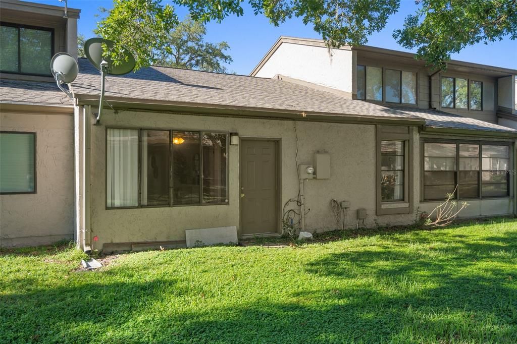 En Venta: $290,000 (2 camas, 2 baños, 1296 Pies cuadrados)