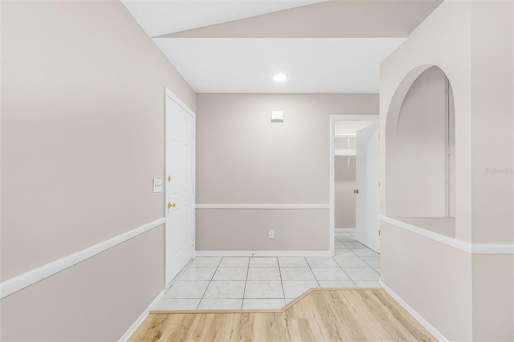 На продажу: $289,900 (3 спален, 2 ванн, 1364 Квадратных фут)
