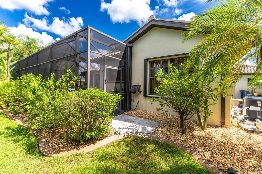 For Sale: $625,000 (3 beds, 2 baths, 2339 Square Feet)