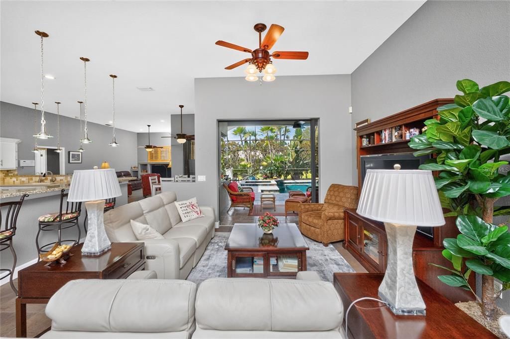 For Sale: $625,000 (3 beds, 2 baths, 2339 Square Feet)