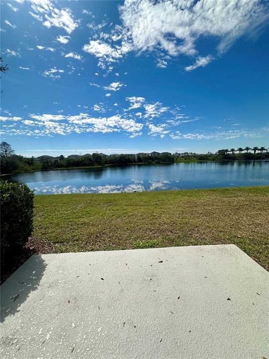 For Rent: $2,400 (3 beds, 2 baths, 1721 Square Feet)
