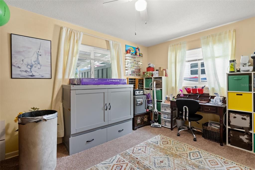 На продажу: $425,000 (3 спален, 2 ванн, 1379 Квадратных фут)